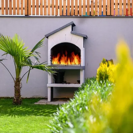 Lounge House Dolce Pula