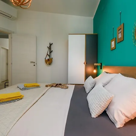 Lounge House Dolce Vila