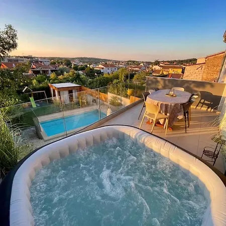 Lounge House Dolce Vila Pula